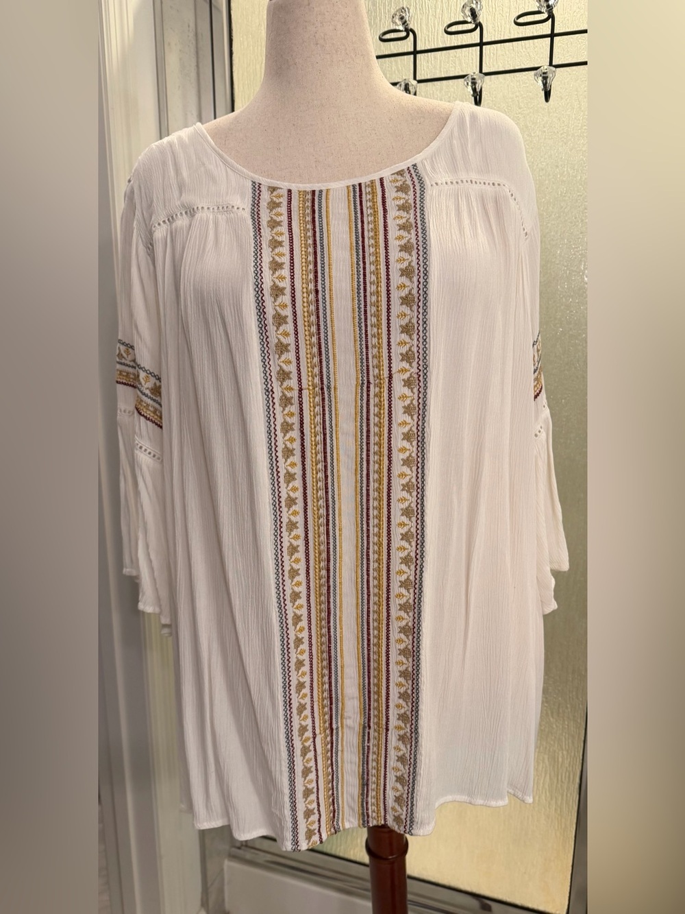 Catherines White Embroidered Tunic with Gold and Rust Stripes 1XWP $30 BNWT